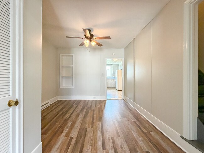 Photo - 403 Spruce St