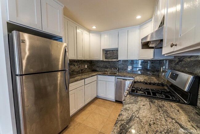 Photo - 2512 Fillmore St