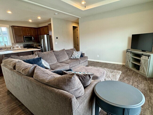 Photo - 551 Summit Trl