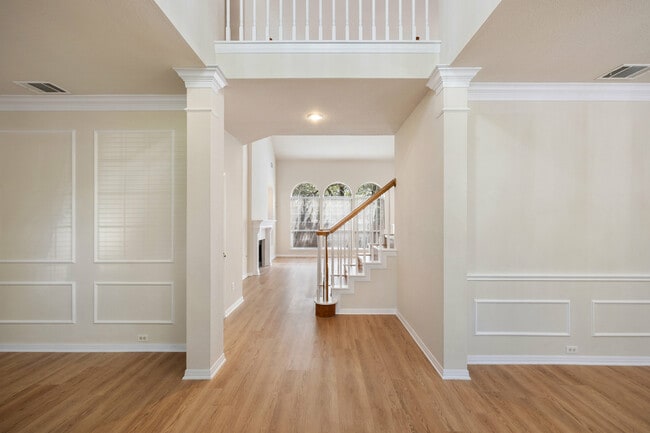 Photo - 11505 Leon Grande Cove