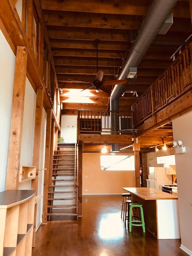 Photo - 1322 Oakton St Unit 6