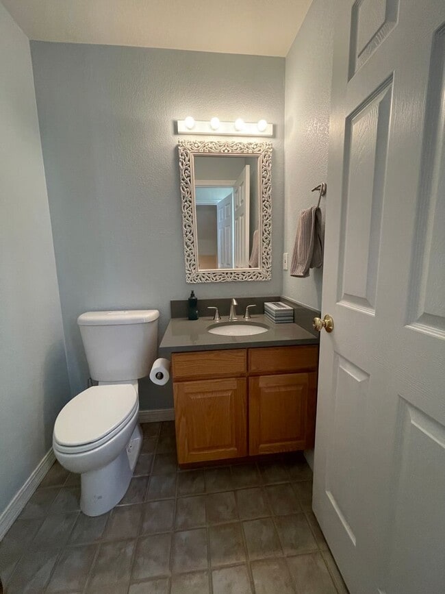Photo - GORGEOUS 3 Bed 3 Bath Home In North Boulder