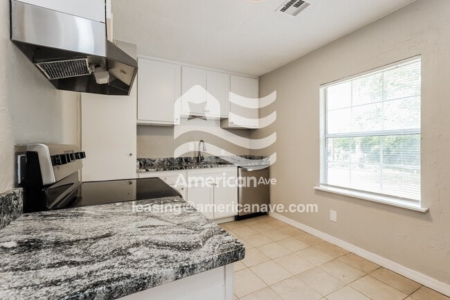 Photo - 4017 Dogwood Dr