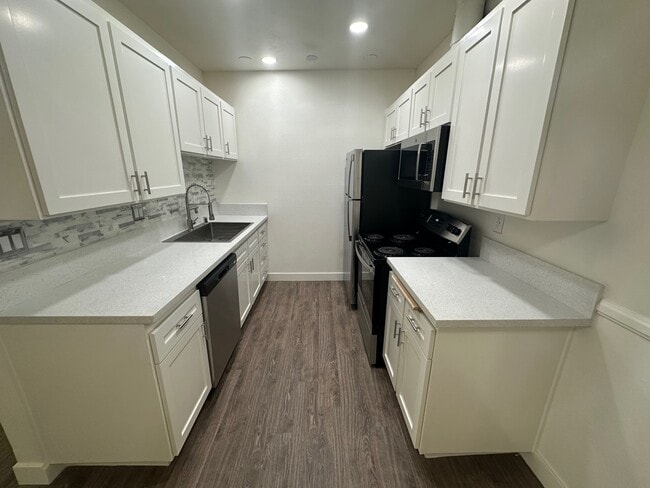 1 bedroom kitchen