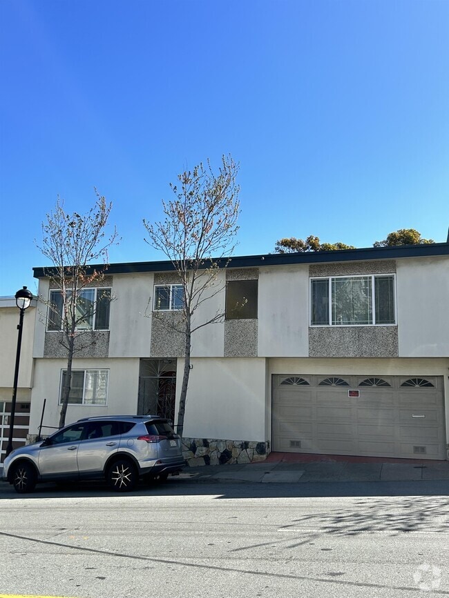 Building Photo - 3175 San Bruno Ave Rental