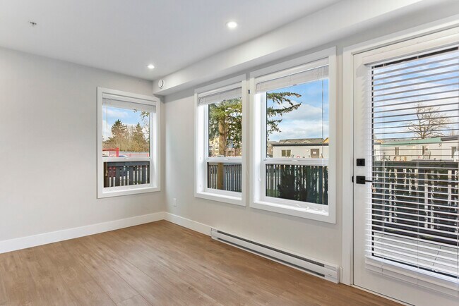 Photo - 45500-45500 Campus Dr