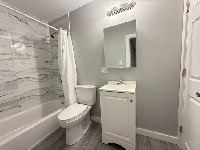 Photo - 565 Hyde Park Ave Unit 2
