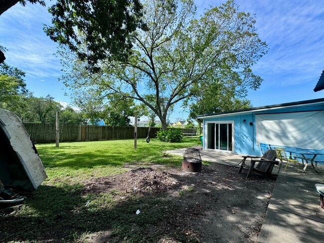 1937 Red Bluff Rd
