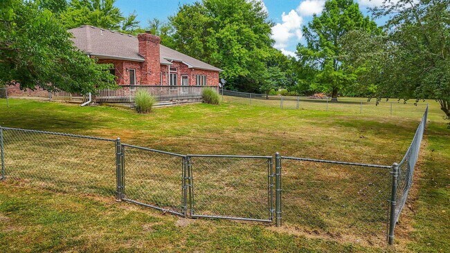 Photo - Private 3BR Brick Home with Scenic View