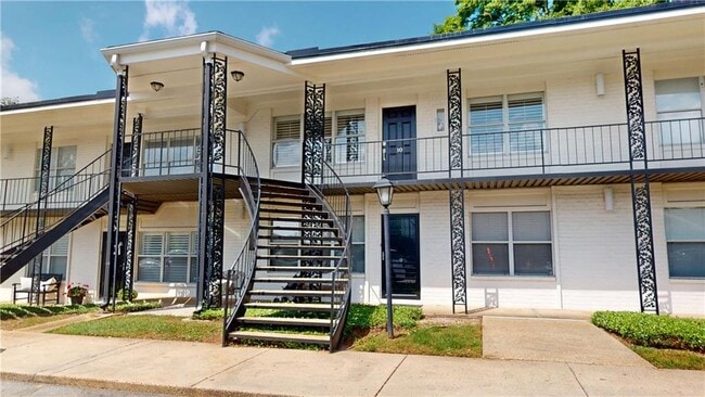 Photo - 4009 Old Shell Rd Condo Unit E10