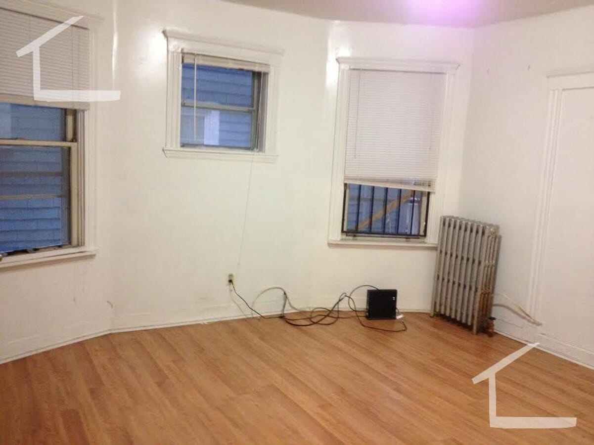 2 Bed (+) apartment Top Floor!! (FortHill) - 2 Bed (+) apartment Top Floor!! (FortHill)