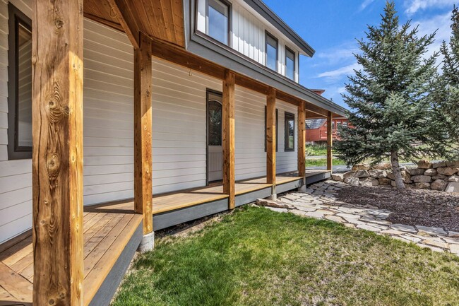 Photo - Stunning Mountain Retreat