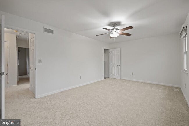 Photo - 332 Charred Oak Ct