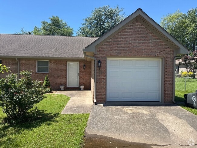 Building Photo - 3320-3322 River Oaks Blvd Unit 3322 River Oaks Blvd Rental