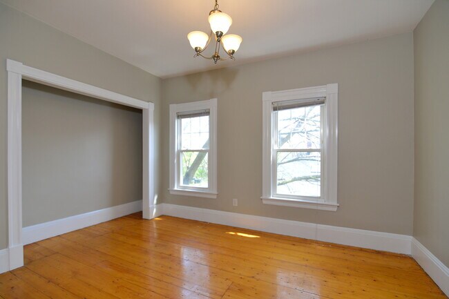 Photo - 75 Munroe St Unit 2