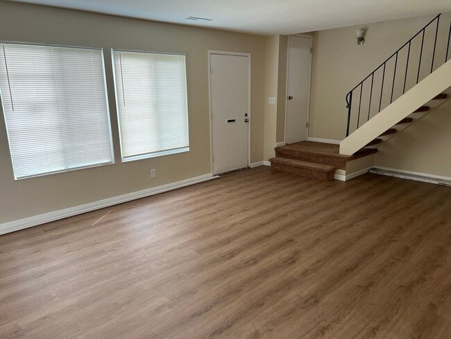 Photo - Beautiful 3Bd/1.5Ba Townhouse in a Highly Desirable Hayward Neighborhood!