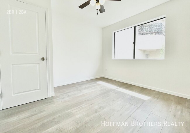 Photo - 11941 Weddington St Unit 303