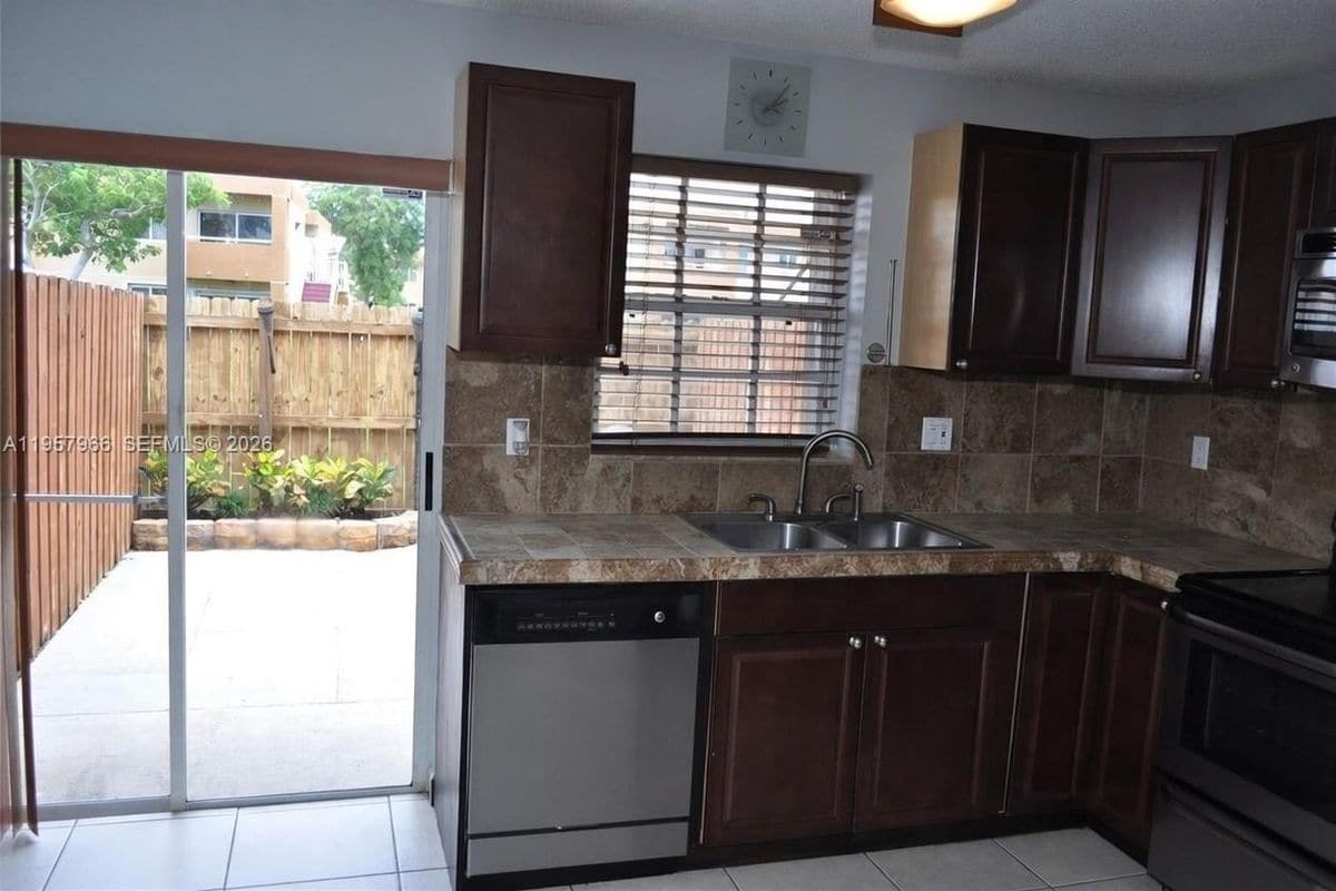 Photo - 6100 SW 130th Ave