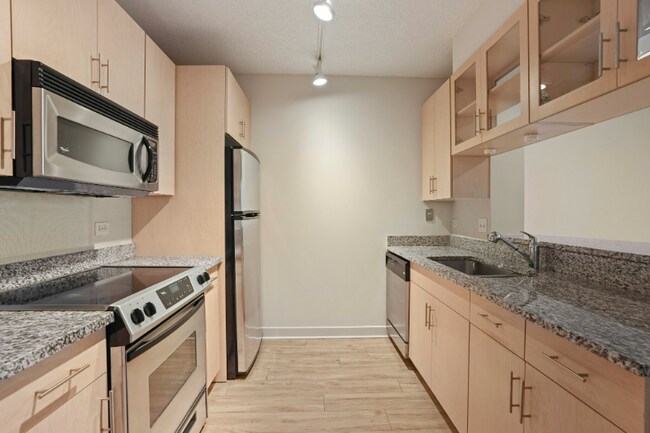 Photo - 1276 S Michigan Ave