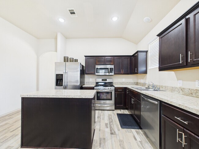 Photo - 5206 Rosehill Ridge Ct