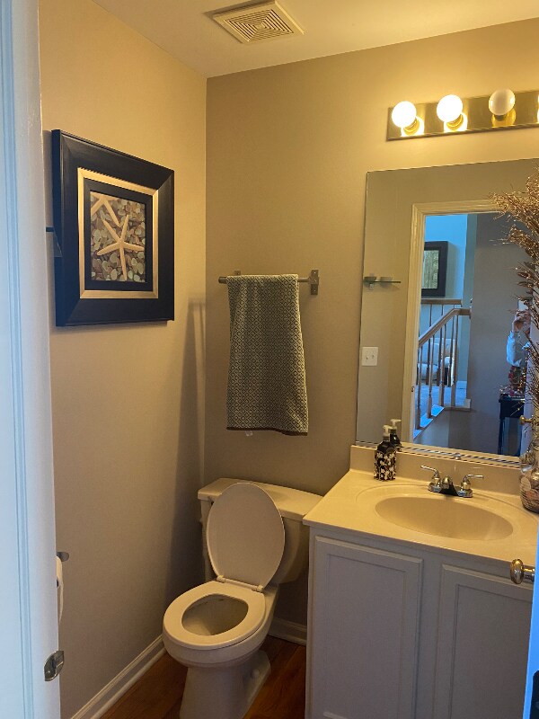 Photo - 1915 Chestnut Grove Dr