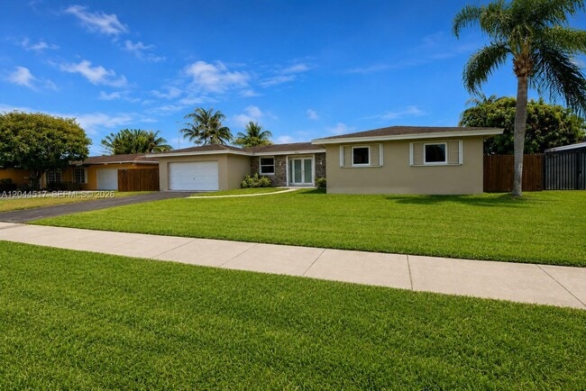 Photo - 15445 SW 99th Ave