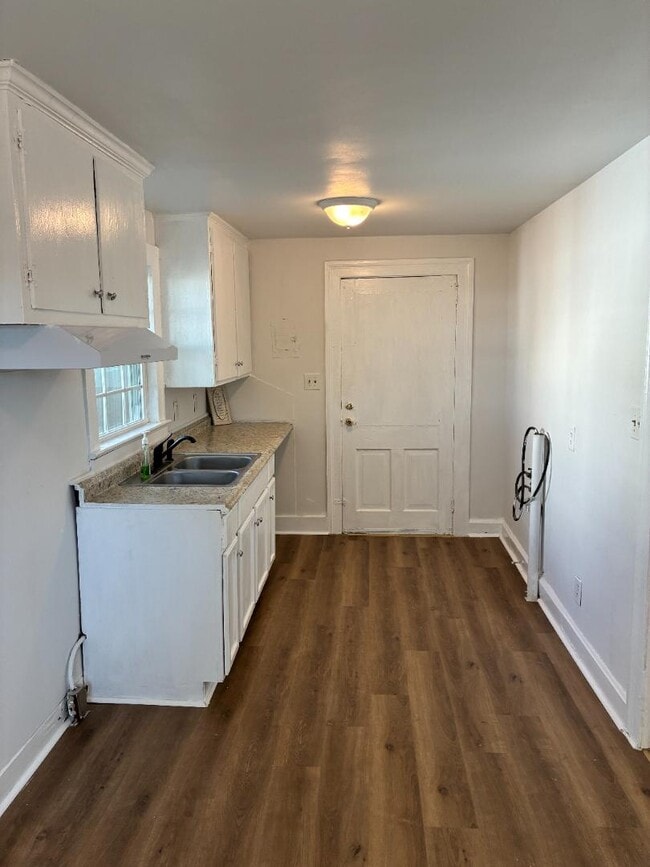 Photo - 1312 Meadow St S