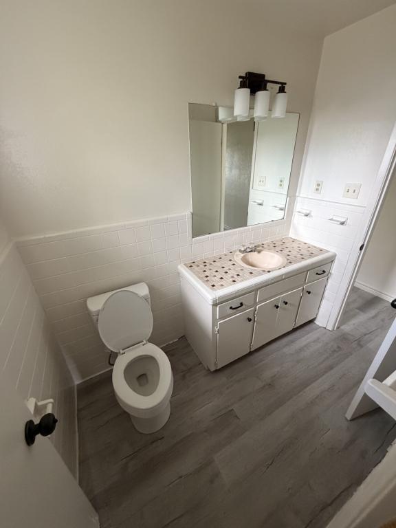 Photo - 106 N 30th St