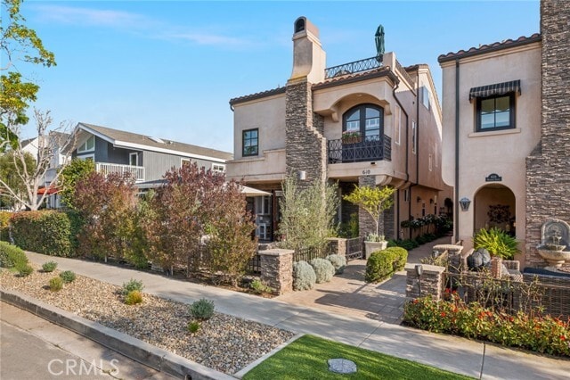 Photo - 610 Marigold Ave