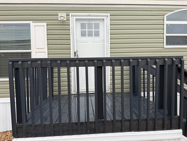 Photo - 128 Ponderosa Way