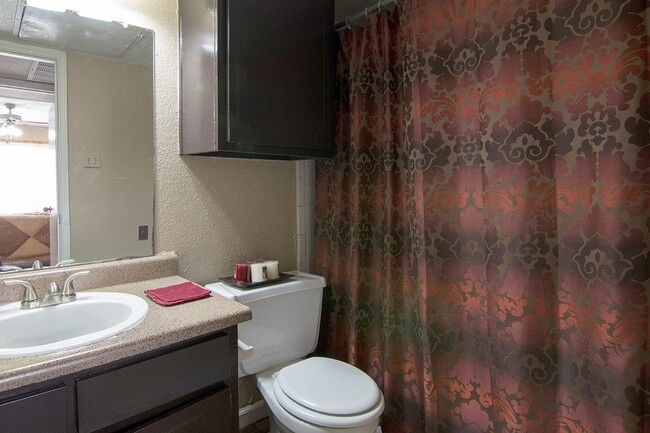 Photo - 4800 Lamonte Ln Unit #1616A