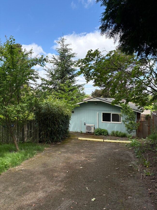 Photo - 8020 SW Sorrento Rd