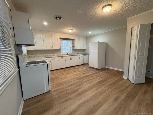 Photo - 3725 Sandra Dr