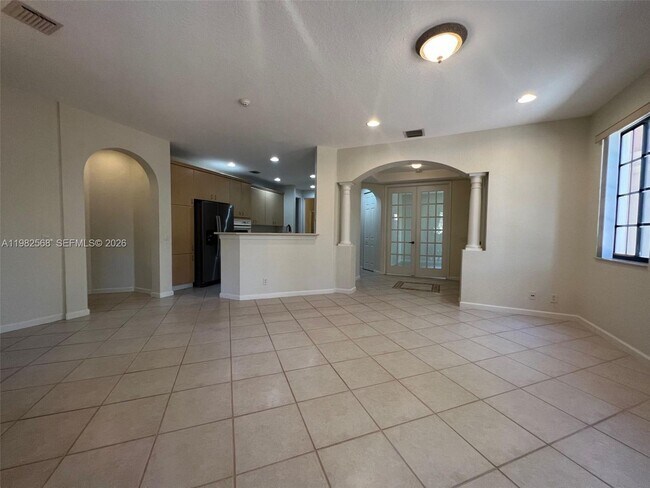 2816 Kinsington Cir