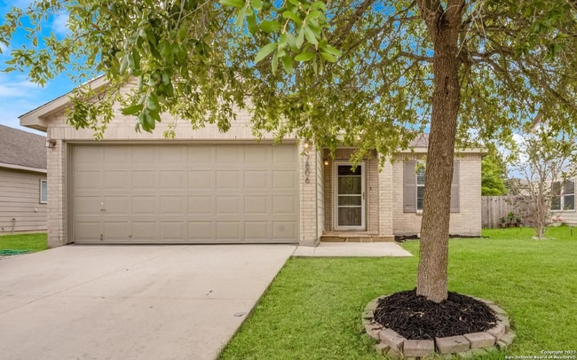 Building Photo - "Charming 3-Bedroom Haven in Selma with Granite Elegance!"