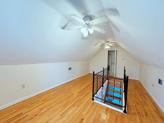 Photo - 878 Kenmore Ave Unit C