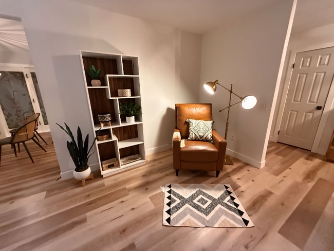 Photo - 942 Ruby Dr Unidad A