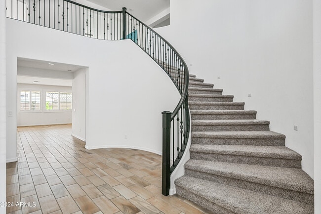 Photo - 14049 W Desert Hollow Dr