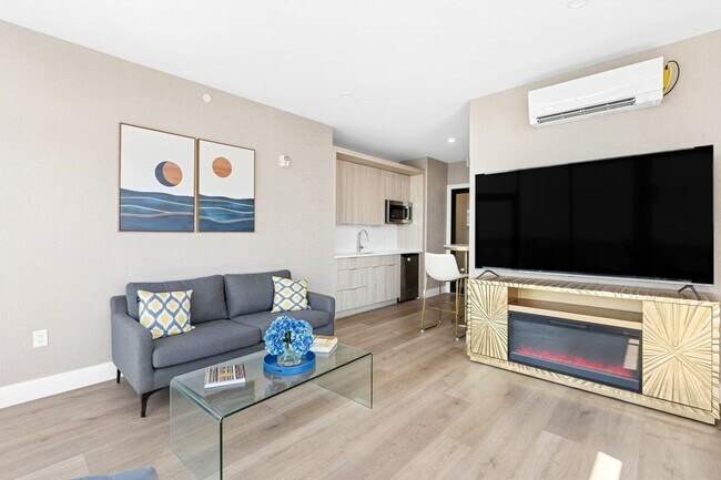 Photo - 6810 Polk St Unidad PH601