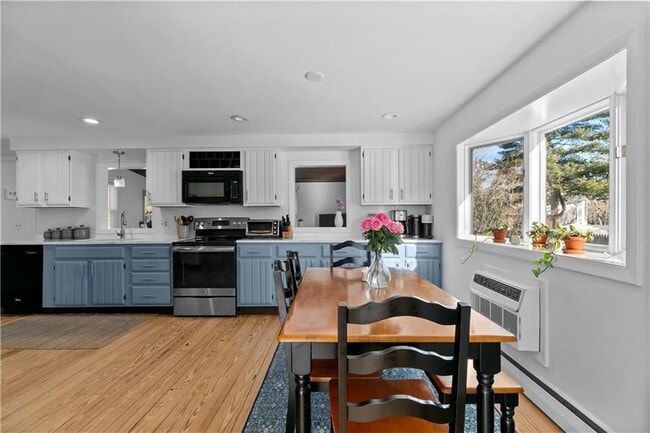 Photo - 84 Birchwood Dr