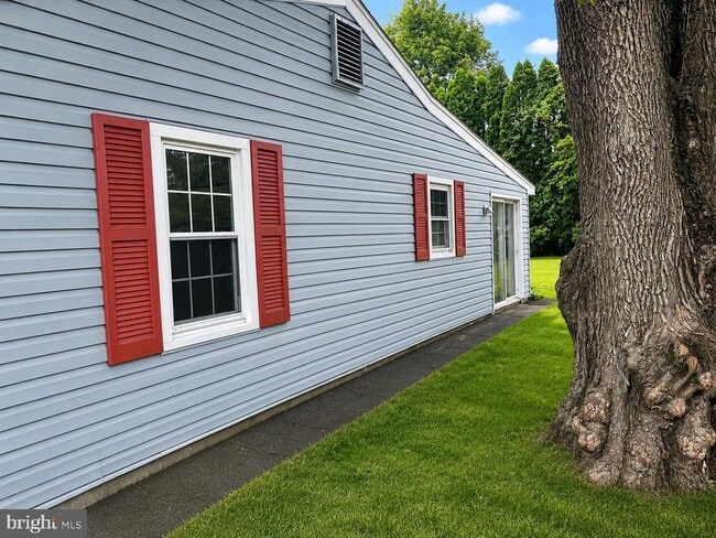 Photo - 1705 Illingsworth Ave