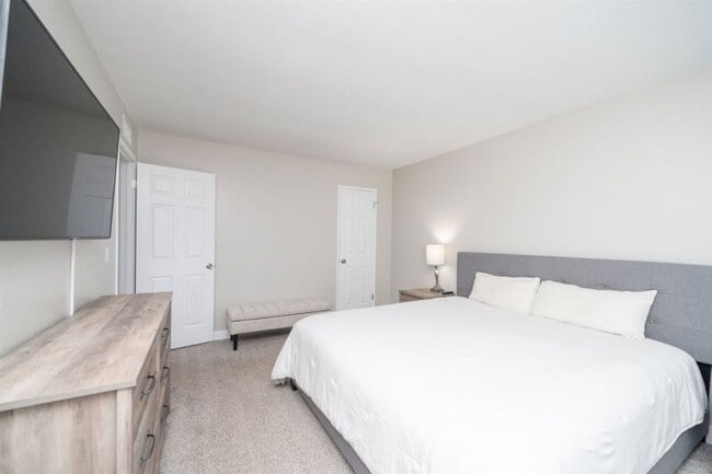 Photo - Downtown Condo with Utilities Included