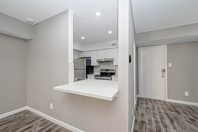 Photo - 4645 Wild Indigo St Unit 375