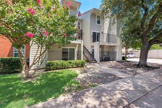 Building Photo - 6900 Skillman St Unit 101