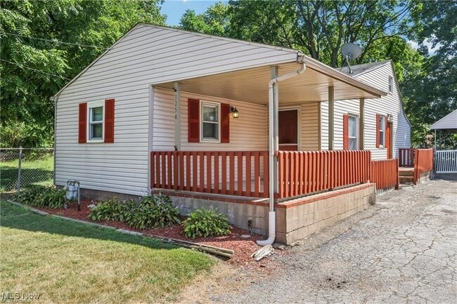 Photo - 1254 Welsh Ave