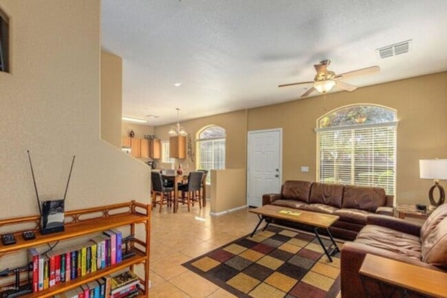 Photo - 2 Bedroom, 2.5 Bath Townhome Available NOW!