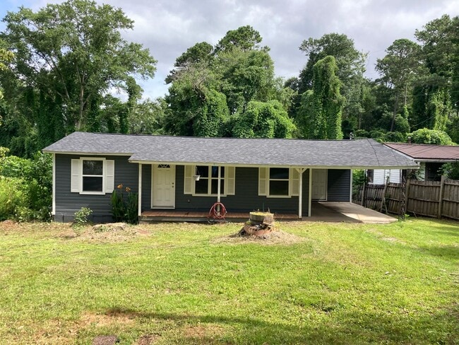 Building Photo - 2/1 House in Carrollton- $1,195
