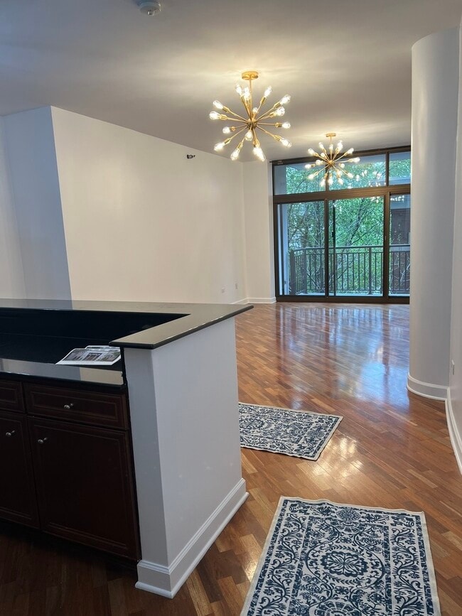Photo - 1322 S Prairie Ave