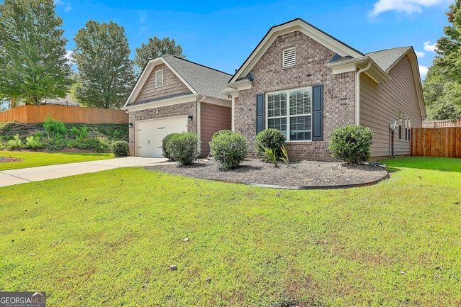 Photo - 205 Inverness Ave