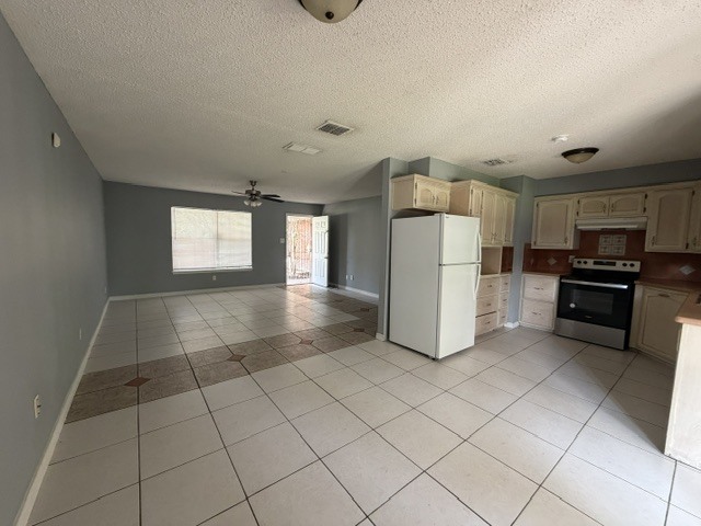 Photo - 501 E Hibiscus Ave